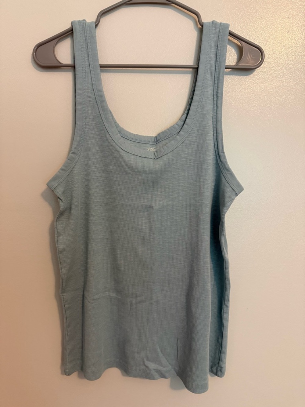 Universal Thread Women's Light Blue Scoop Neck Tank Top
